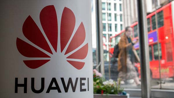 Реклама Huawei в Лондоне - 俄罗斯卫星通讯社