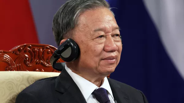 苏林 - 俄罗斯卫星通讯社